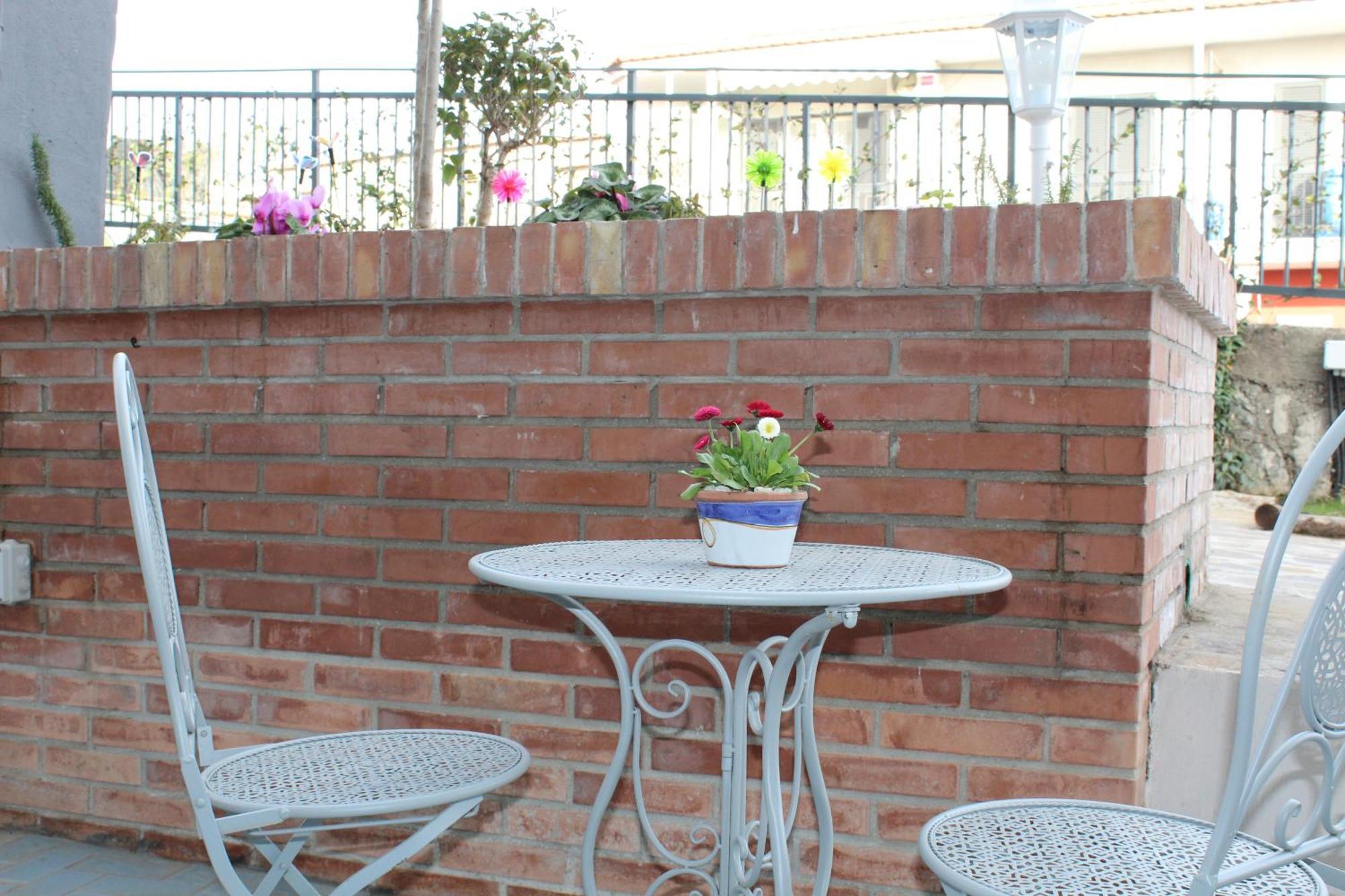 Il Giardino Dei Glicini Bed & Breakfast Ercolano Exterior photo