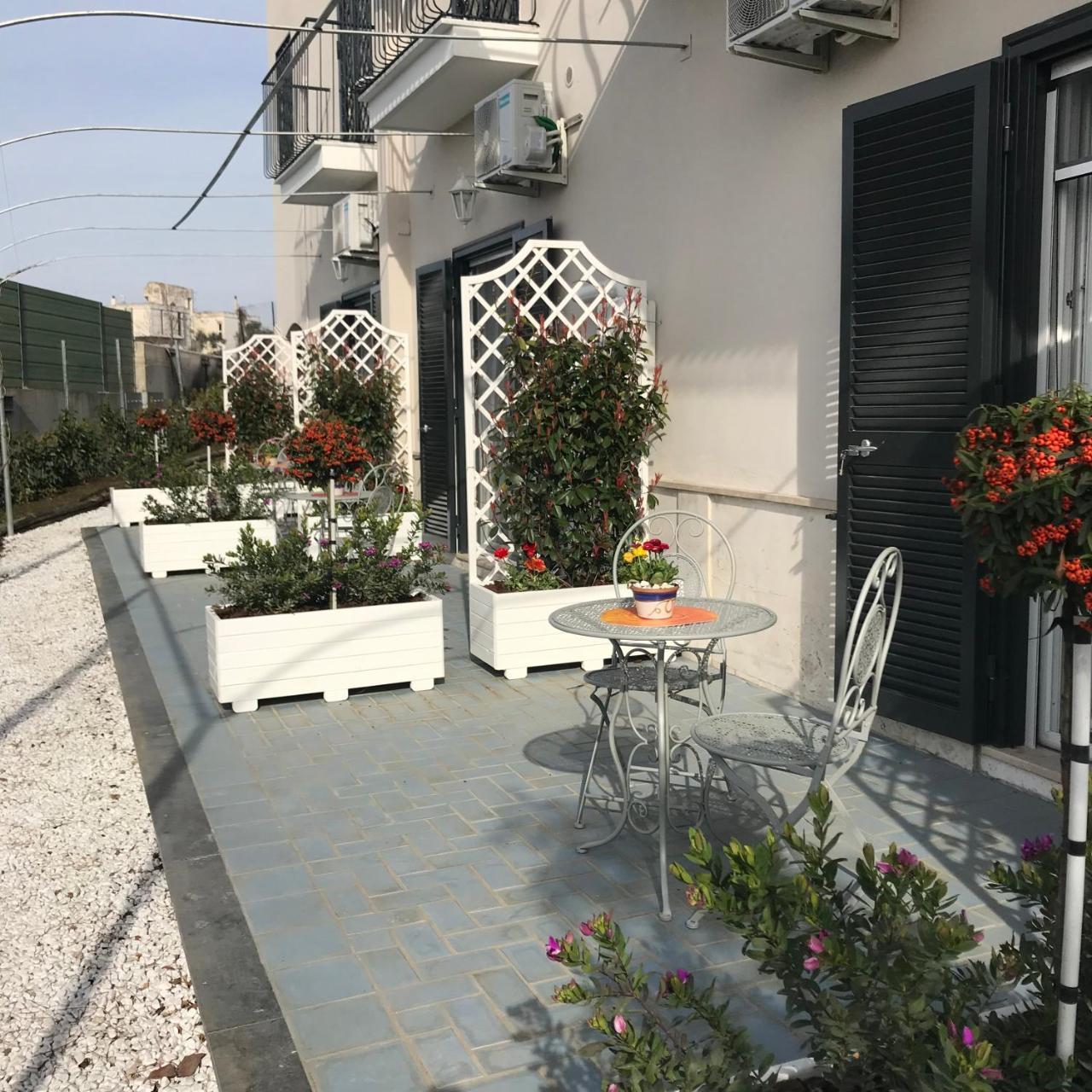 Il Giardino Dei Glicini Bed & Breakfast Ercolano Exterior photo