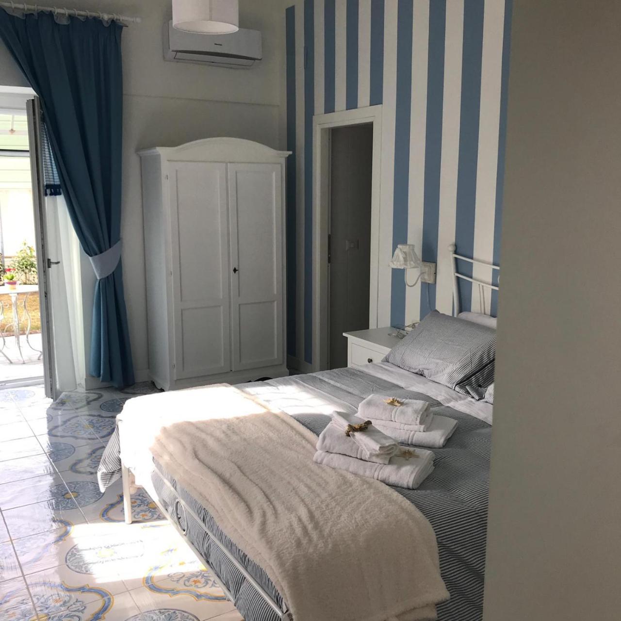 Il Giardino Dei Glicini Bed & Breakfast Ercolano Exterior photo
